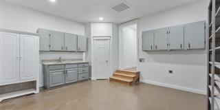 5748 N Graham Road Gallery 26