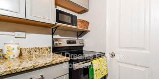 2003 Spring Garden St Gallery 6