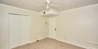 840 BEACON PARKWAY Gallery 12