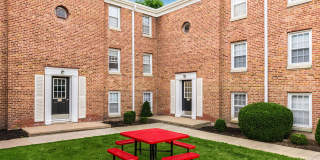 Brooklane Gallery 10