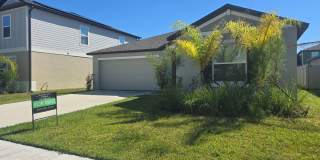 Beautiful 4 bedroom 2 bath Gallery 1