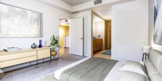 Renaissance Square Gallery 14