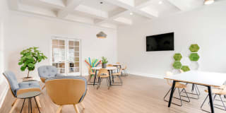 The Estates at Wellington Green Gallery 9