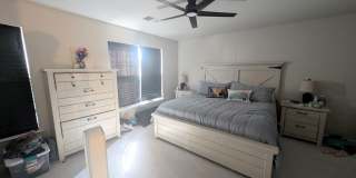 END UNIT STUNNER! Gallery 5