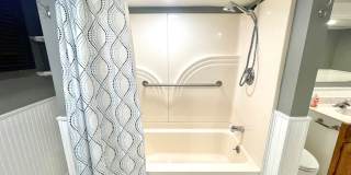 Very Unique 5 Bedroom Home on Large Lot Gallery 69