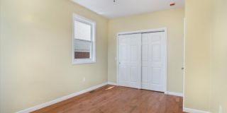 118 Lehigh Ave, Apt 1 Gallery 15