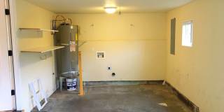 Spacious 4-Bedroom Home with Large Fenced Yard & Covered Patio Gallery 12