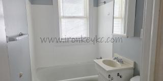 2120 East 68th Terrace Gallery 11