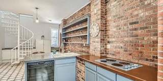 3247 West 19th Avenue - Carriage Unit B Gallery 27