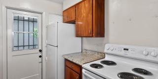 Charming 2BR Apartment in Fresno Gallery 1