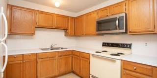 Room in 2 Bedroom Home in Austin Gallery 9