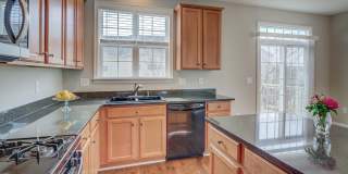 42451 MAGELLAN Square Gallery 14