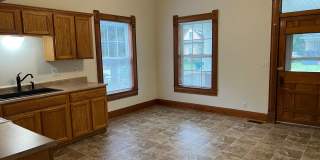 North Springfield 3 Bed / 1 Bath Available! Gallery 4
