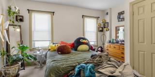 139 DAVIS Street Gallery 17