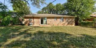 208 W Shadywood Drive Gallery 28