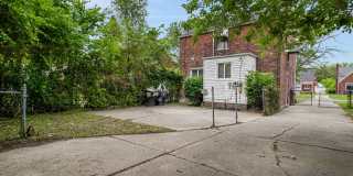 13891 Fairmount Dr Gallery 30