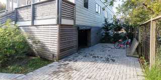31 Atlantic Avenue Gallery 28