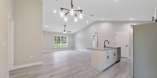 339 W Goldcoast Pl Gallery 4
