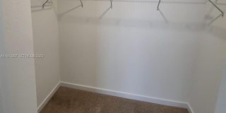 1683 SE 7th Ln Gallery 21