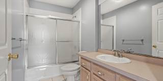 7 Linden Avenue Gallery 27