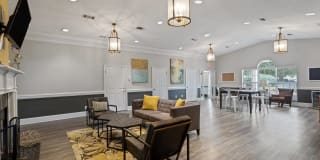 Villages at Spring Hill Apartments Gallery 16