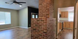 Charming 3BD/2BA Home in Quiet Cul-De-Sac with Solar & Included Landscaping Gallery 12
