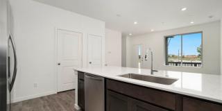 Efficient & Modern 2024-Built Townhome | Timnath | Available August 1st Gallery 5