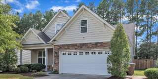4 Bedroom Home with 2 Car Garage & Fenced Yard! Gallery 1