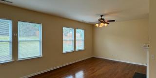 4BR/3BA Home in Winding Walk Gallery 29