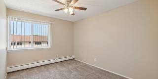 Rochester Square Gallery 26