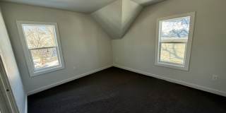 417 9th St NW Gallery 9