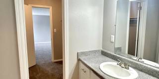 The Glenwood at Pinson Gallery 16