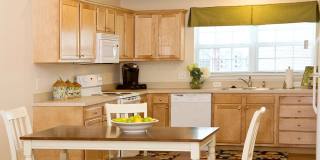 Redwood North Ridgeville Meadow Lakes Blvd Gallery 4