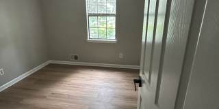 125 Westwood Dr Gallery 17