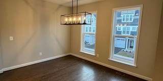 ***First Month Free*** Townhouse in Preston Lake ***First Month Free*** Townhouse in Preston Lake Gallery 9