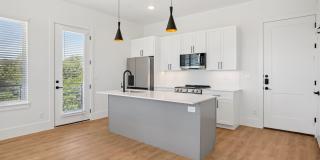 6418 Maple Gallery 21