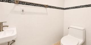 6544 Woodside Avenue Gallery 6