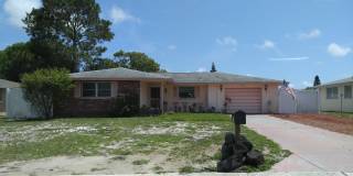 2 bed 2 bath Pool Home in Port Richey Gallery 1