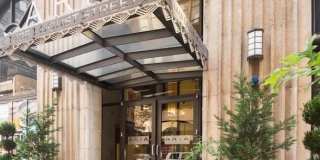 1425 LOCUST STREET Gallery 26