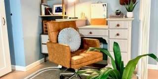 26 Vernon Avenue Gallery 31