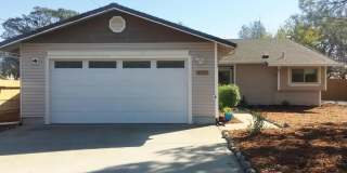 4 Bedroom home in North Redding Gallery 1