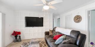 Golf Lover 4 Bed + Den and 3 Bath Pool Home in Lely Golf Estates Gallery 9