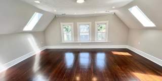 NEWLY RENOVATED PENTHOUSE UNIT Gallery 7