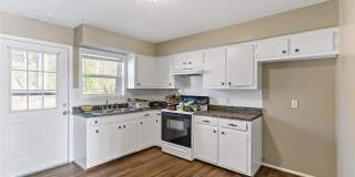 971 Taylor Dr Gallery 1