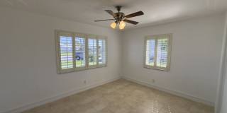 Lakefront 2BR Home in 55+ Leisureville Community Gallery 34