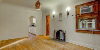 PRICE REDUCTION!!! ALL UTILITIES INCLUDED!! Gallery 5