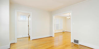1125 Maryland Street Gallery 5