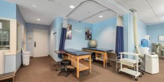 300 E Overlook Gallery 16