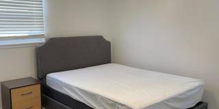 17 Clarence Avenue Gallery 17