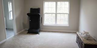 Exquisite Renovated Townhome in Germantown Estates Gallery 14